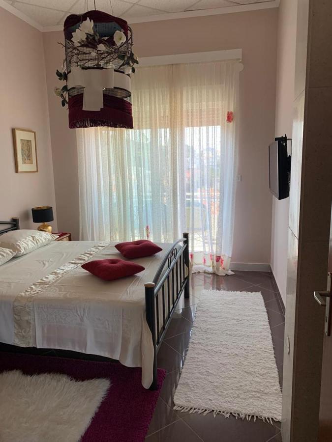 Rozita Seaside Relax Apartments Podgora Eksteriør billede